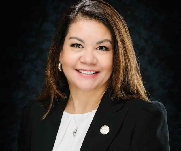 Es Alicia Loyola superintendente