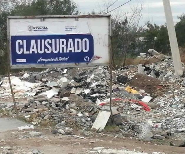 Clausuran tiradero de escombro