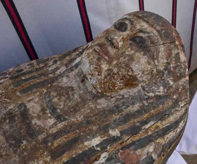 Hallan antiguo templo en el sur de El Cairo