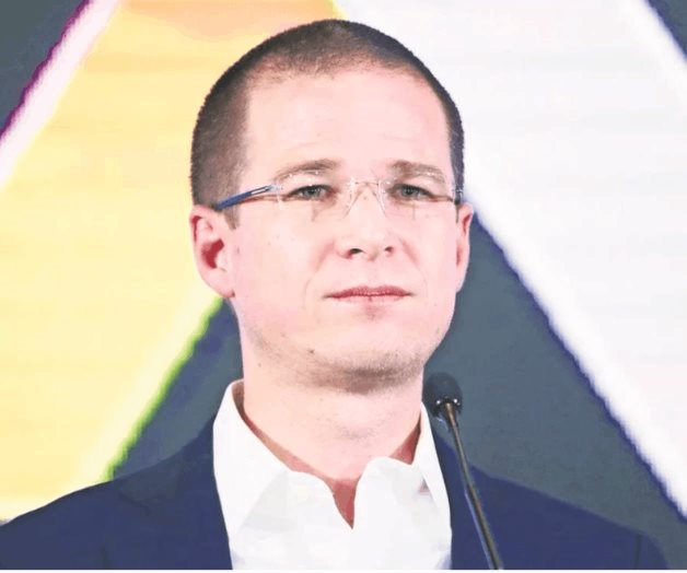 Inicia Anaya recorrido por el país; busca ser candidato presidencial