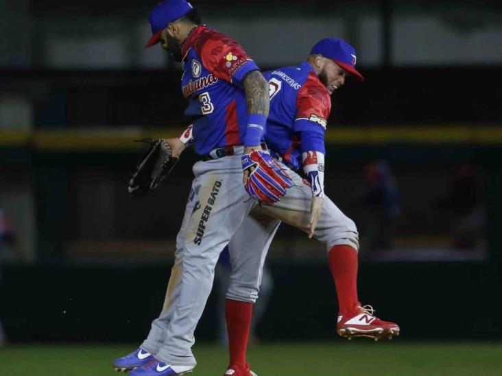 Dominicana aplasta a Panamá y sigue invicta Dominicana aplasta a Panamá y sigue invicta