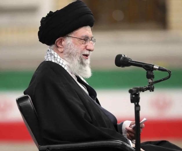 Irán advierte que podría buscar armas nucleares