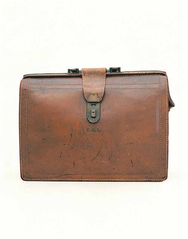 Los monstruos ocultos en las fotografías bellas de Tomoko Yoneda