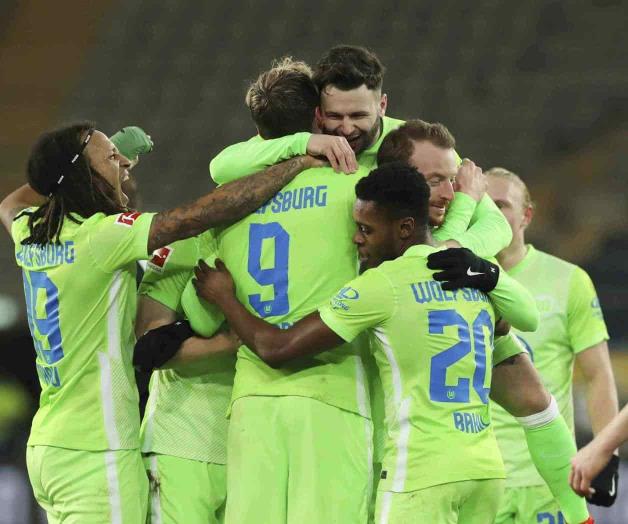 Golea Wolfsburgo a Arminia Bielefeld en la Bundesliga