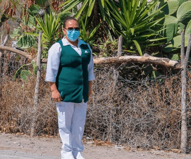 Enfermera camina 10 km para atender a pacientes