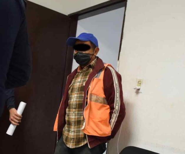 Intenta robarse teléfono celular