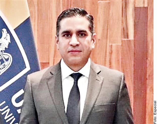 Resiste juez presión; reitera ‘no’ a reforma