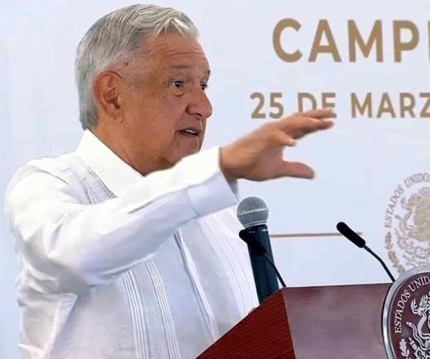 Acusa AMLO complot para quitar mayoría a Morena