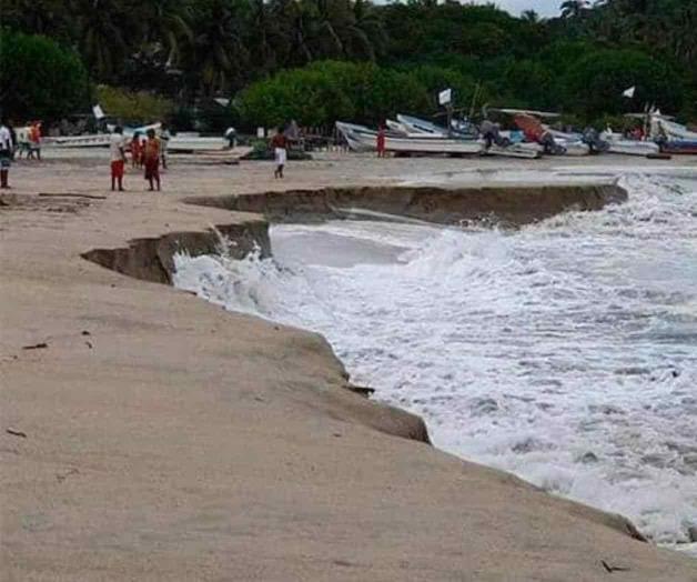 En Puerto Escondido vacacionan como si la pandemia no existiera