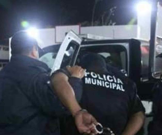 Arrestan a siete policías por desaparición de familia en Acatic