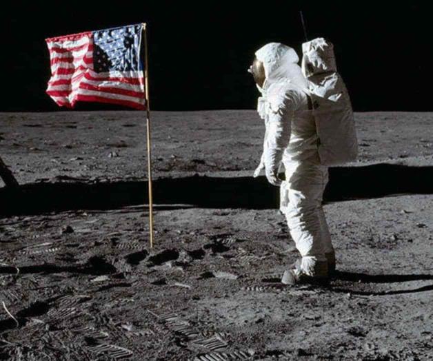 Imaginan que Armstrong era mexicano Imaginan que Armstrong era mexicano