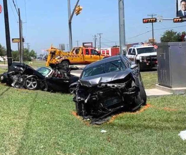 Conducir distraído, causa de choques Conducir distraído, causa de choques