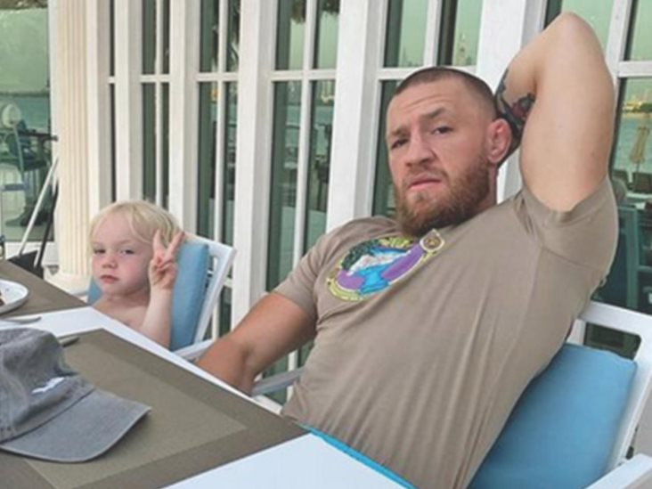 Aconseja McGregor a su hijo Aconseja McGregor a su hijo