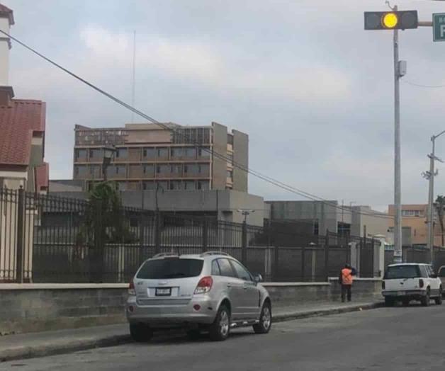Roban camioneta frente al IMSS Roban camioneta frente al IMSS