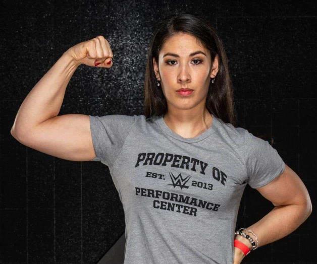 Será regia primera mexicana en WWE