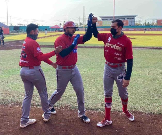 Responde ‘Kike’ con batazo de 4 esquinas Responde ‘Kike’ con batazo de 4 esquinas