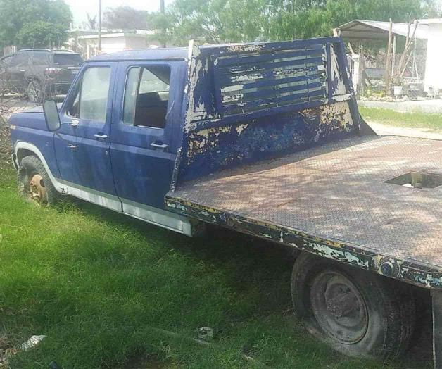 Mecánicos se apropian de parque Mecánicos se apropian de parque