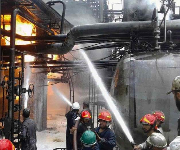 Estalla incendio en refinería siria