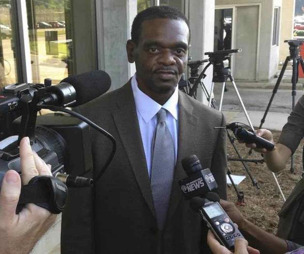 Indemnizan hermanos sentenciados a muerte