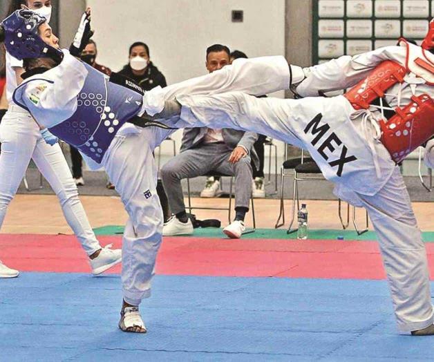 Consigue Briseida Acosta plaza olímpica