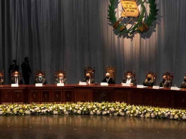 Detienen a abogado opositor al gobierno Detienen a abogado opositor al gobierno