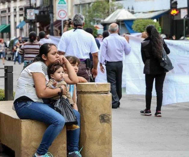 Rezago laboral para mujeres aún continúa