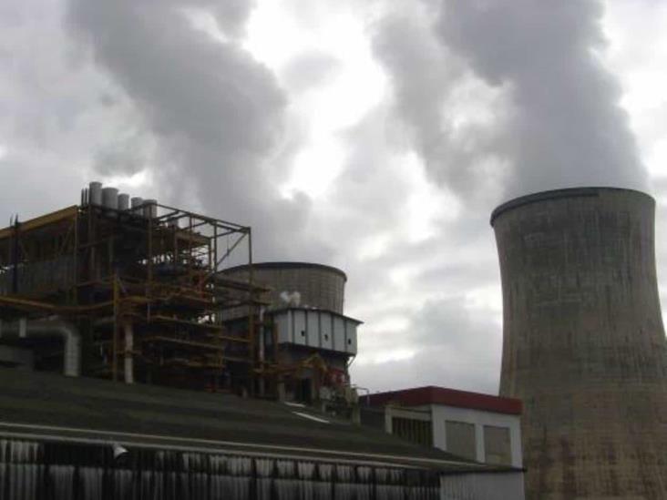 Agudiza la CFE contaminación Agudiza la CFE contaminación