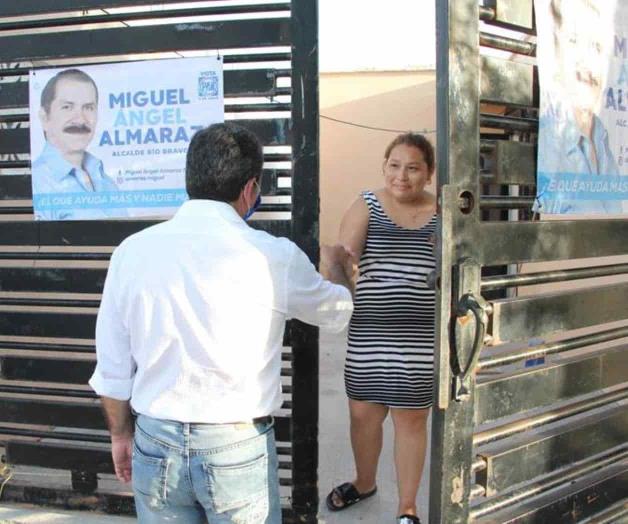 Recorre Miguel Almaraz las colonia populares
