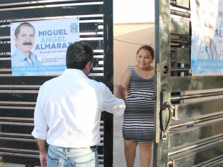 Recorre Miguel Almaraz las colonia populares Recorre Miguel Almaraz las colonia populares