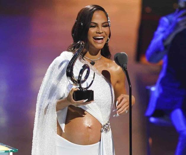 Natti Natasha ya es mamá Natti Natasha ya es mamá