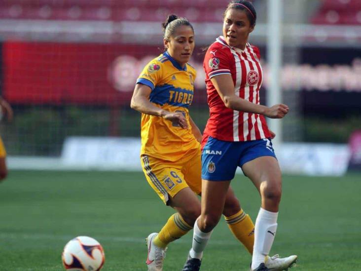 Inicia pelea por título de liga Femenil Inicia pelea por título de liga Femenil