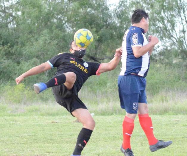 Vibrante empate entre Rayados y Zagreb