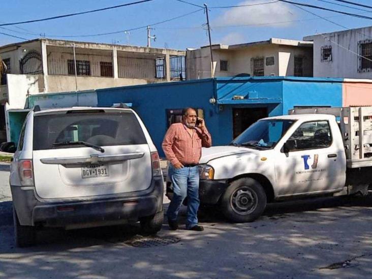 Ignora el ‘alto’ y lo embiste camioneta Ignora el ‘alto’ y lo embiste camioneta
