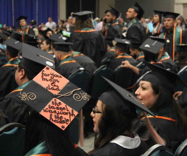 Exhortan a las familias a ahorrar para educación