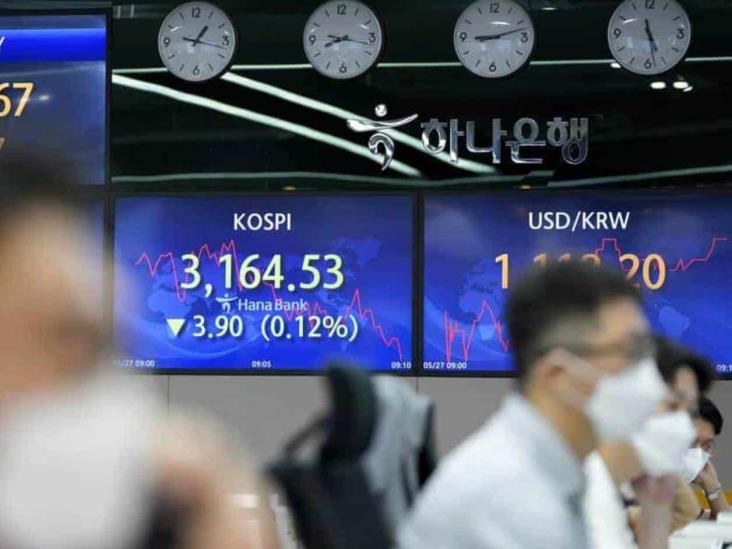 Wall Street en alza al mediodía ante recuperación económica Wall Street en alza al mediodía ante recuperación económica