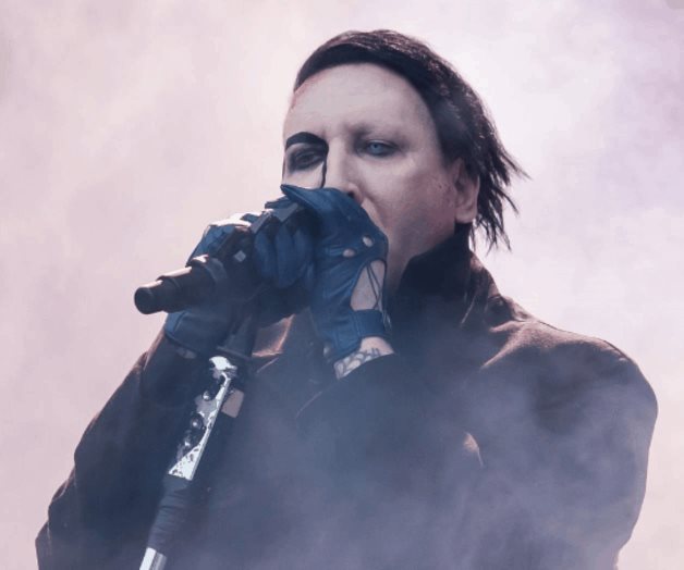 Tiene orden de arresto