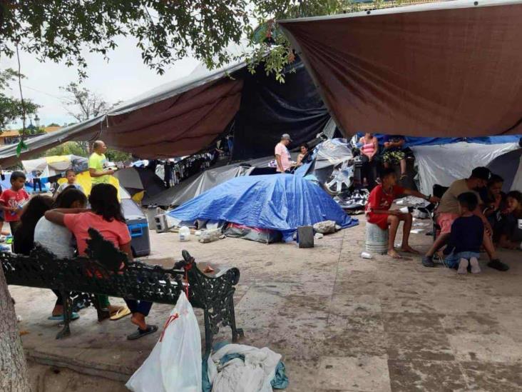 Sufren migrantes golpe climático Sufren migrantes golpe climático