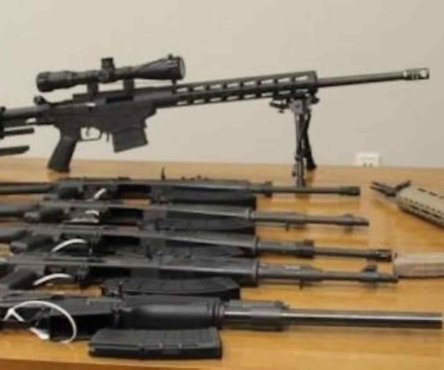 Decomisan ocho rifles semiautomáticos Decomisan ocho rifles semiautomáticos