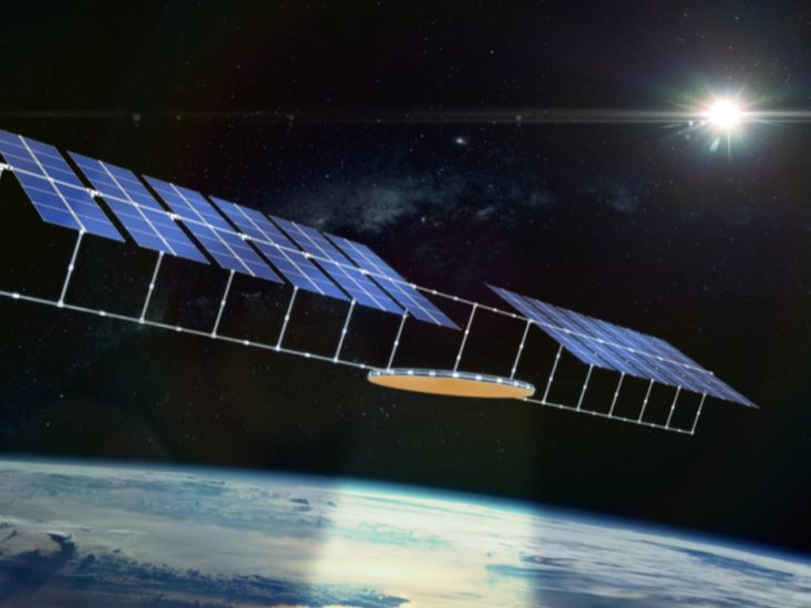 SpaceX lanza pequeños bichos y paneles solares a la estación espacial SpaceX lanza pequeños bichos y paneles solares a la estación espacial