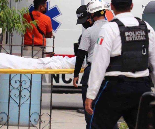 Asesina a sus hijastros Asesina a sus hijastros