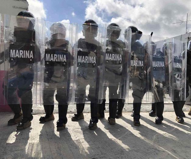 Realizan marinos simulacro de motín