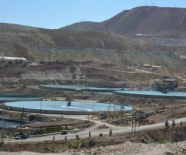 Colapsa mina; siete hombres atrapados