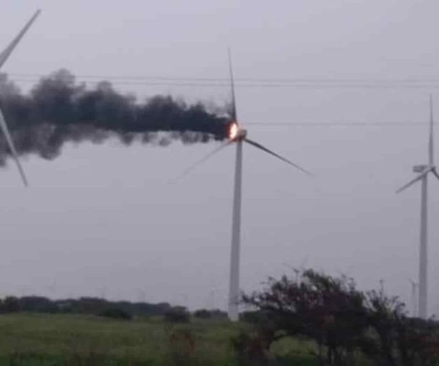Se incendia aerogenerador de parque eólico en Oaxaca Se incendia aerogenerador de parque eólico en Oaxaca