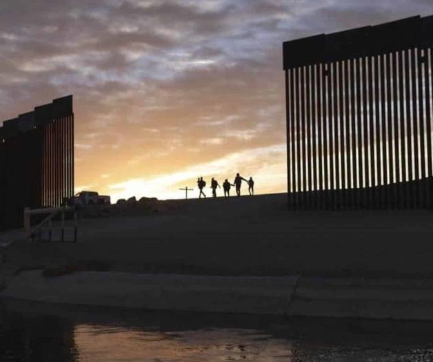 Devolverá Biden a Pentágono fondos usados en el muro fronterizo