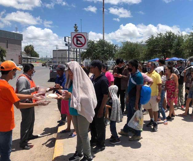 Dependen migrantes de ciudadanos y AC’s para alimentarse Dependen migrantes de ciudadanos y AC’s para alimentarse