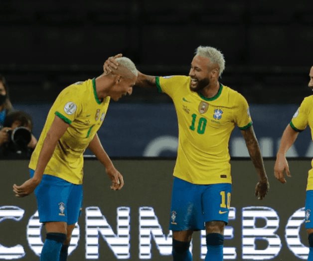 Brasil golea a Perú y controla en el Grupo B Brasil golea a Perú y controla en el Grupo B