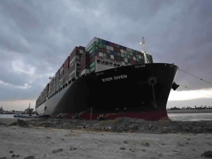Tribunal aplaza caso del buque que cerró el Canal de Suez Tribunal aplaza caso del buque que cerró el Canal de Suez