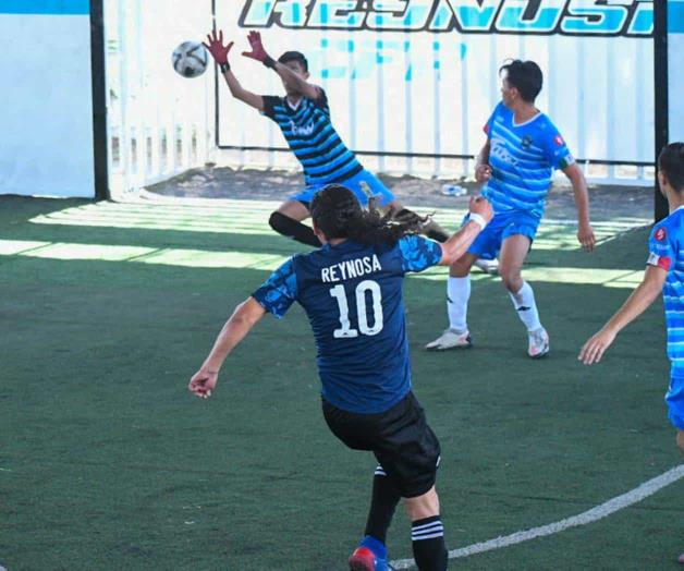 ¡Líderes e invictos!