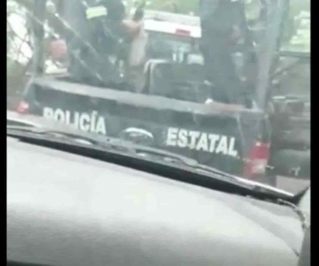 Hombres armados emboscan a policías en Otzoloapan, Estado de México Hombres armados emboscan a policías en Otzoloapan, Estado de México
