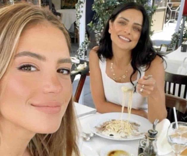 Aislinn Derbez y Sarah Kohan ¿amigas?